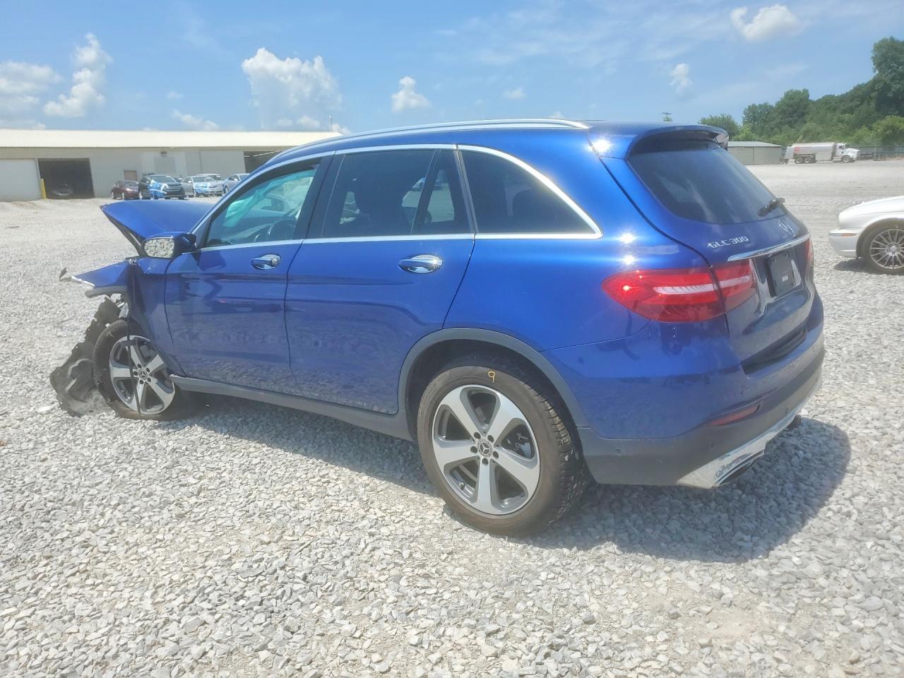 2019 MERCEDES-BENZ GLC 300 4MATIC — снимка 2