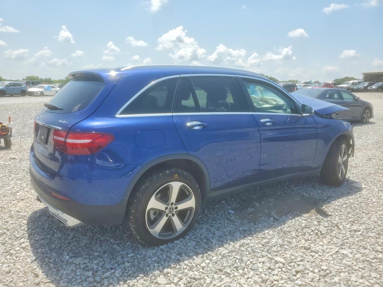 2019 MERCEDES-BENZ GLC 300 4MATIC — снимка 3