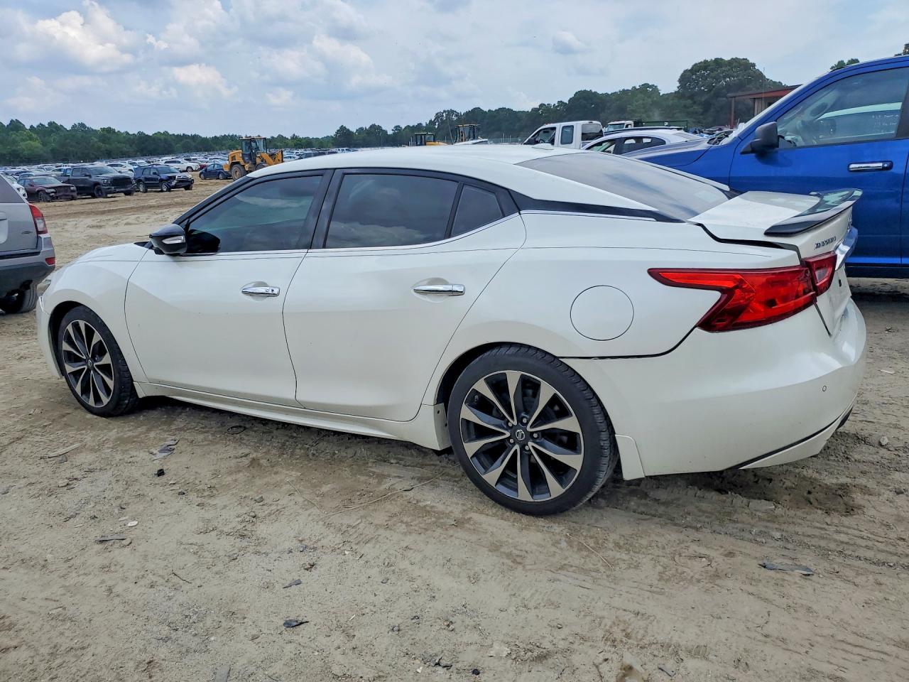 2016 NISSAN MAXIMA 3.5 SR — снимка 2