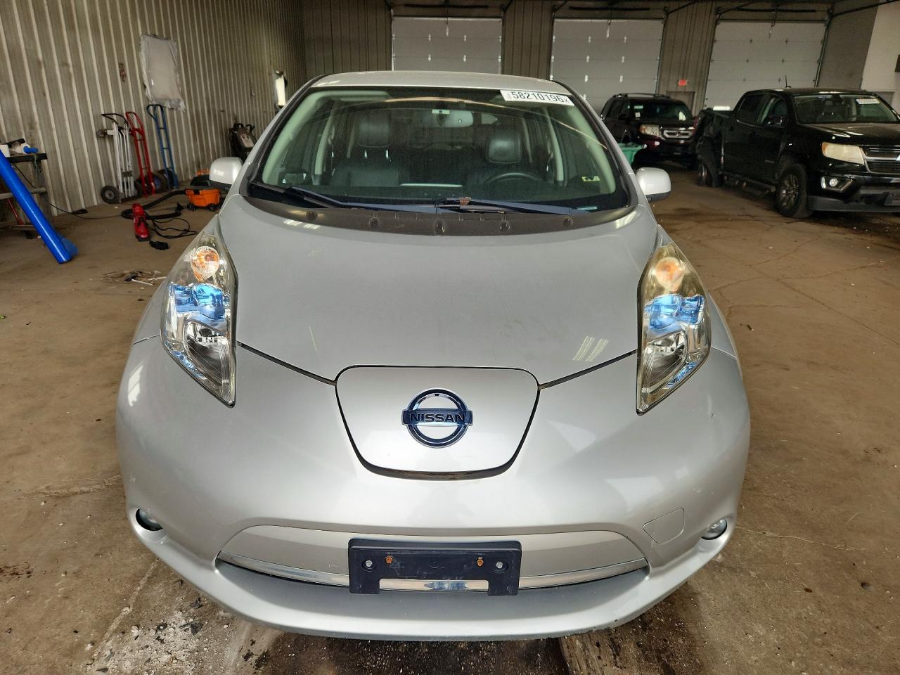2016 NISSAN LEAF SL — снимка 5