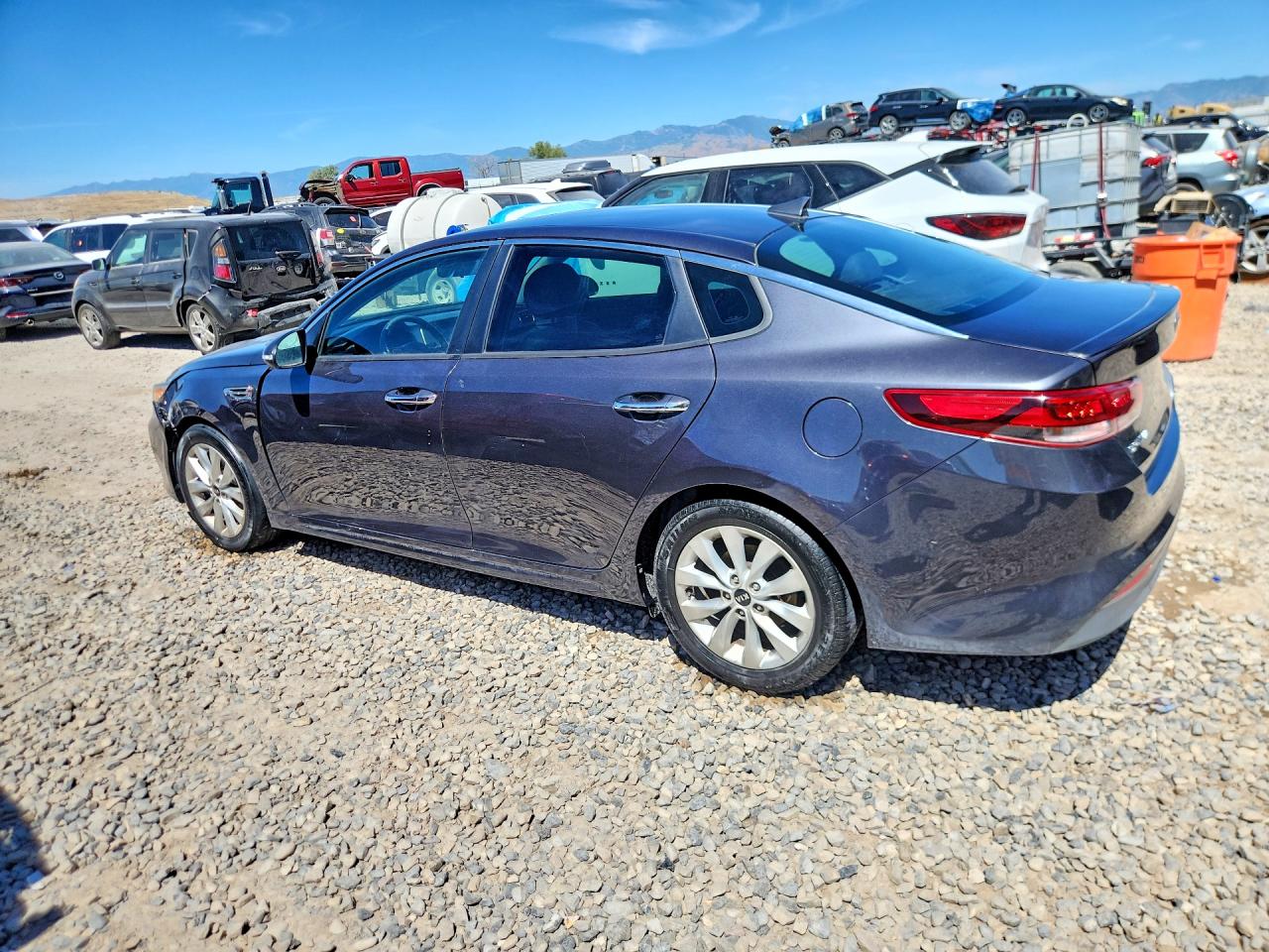 2018 KIA OPTIMA S — снимка 2