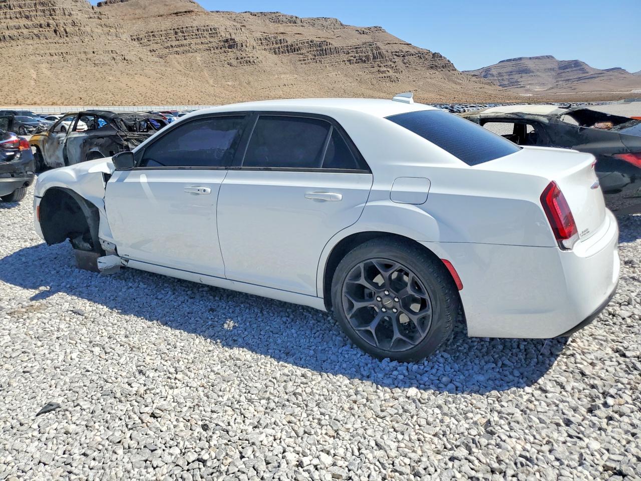2019 CHRYSLER 300 TOURING — снимка 2