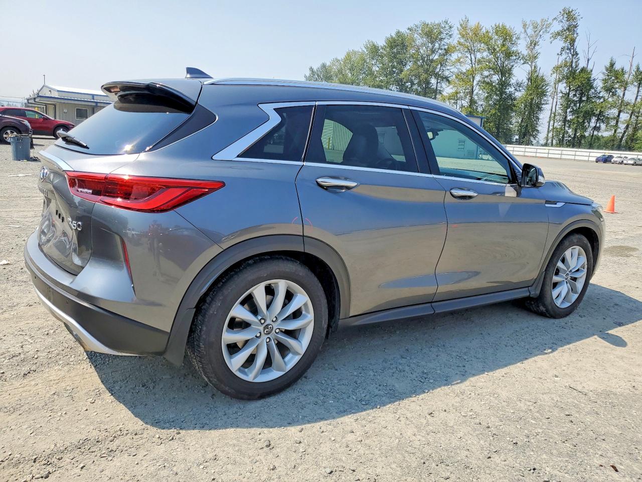 2019 INFINITI QX50 ESSENTIAL — снимка 4