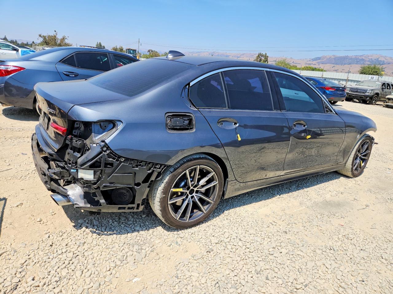 2020 BMW 330I — снимка 3