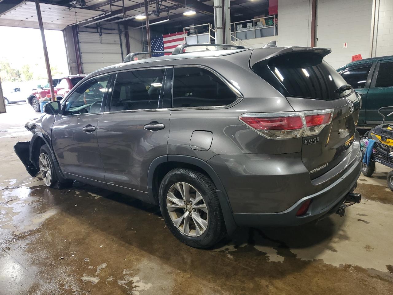 2015 TOYOTA HIGHLANDER XLE — снимка 2