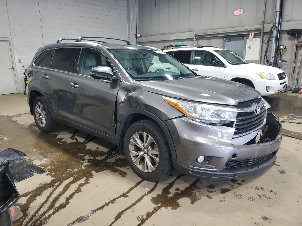2015 TOYOTA HIGHLANDER XLE — снимка 4