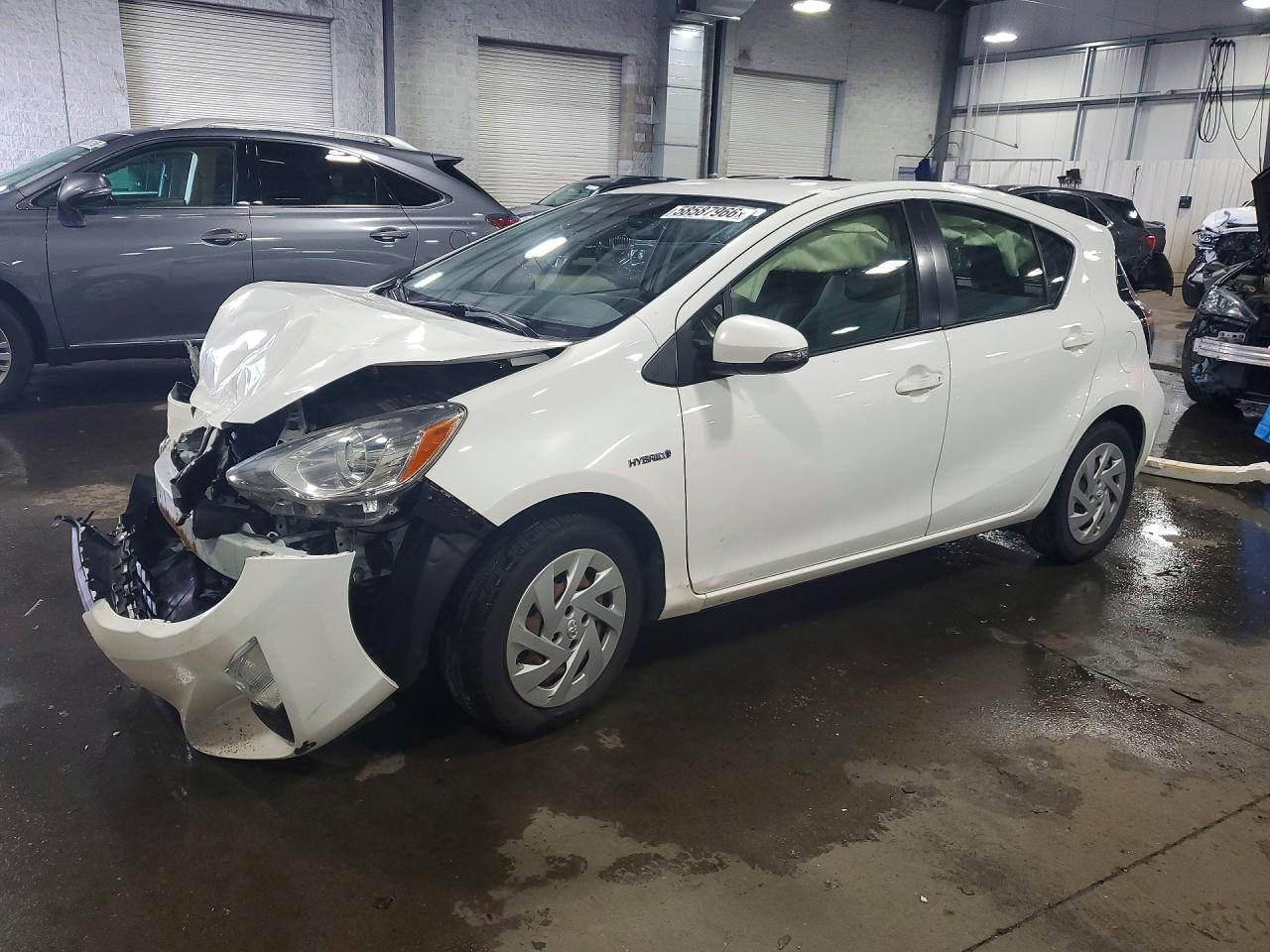 2016 TOYOTA PRIUS C ONE