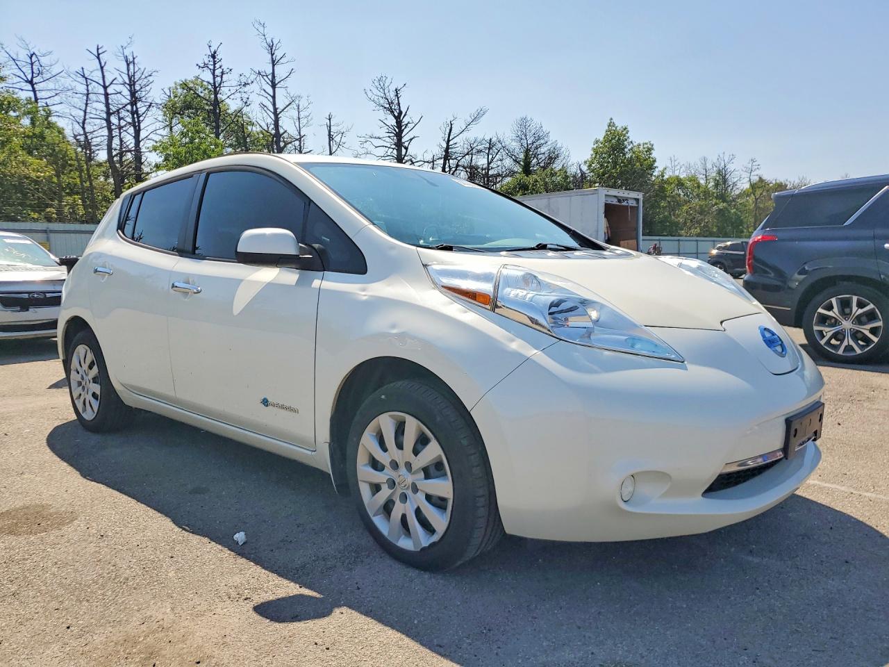 2017 NISSAN LEF — снимка 4