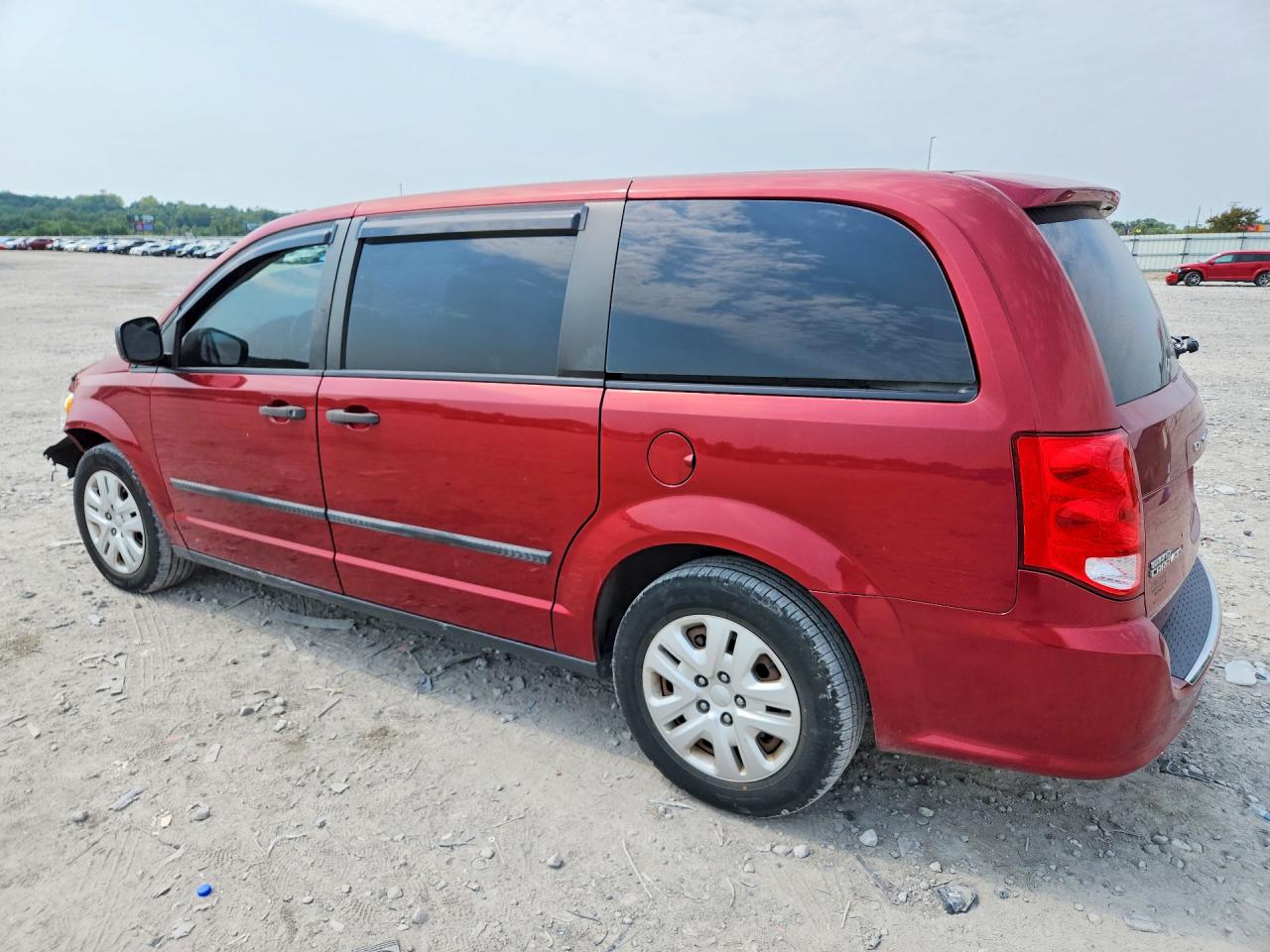 2015 DODGE GRAND CARAVAN SE — снимка 2