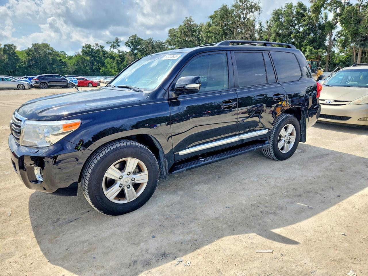 2015 TOYOTA LAND CRUISER BASE
