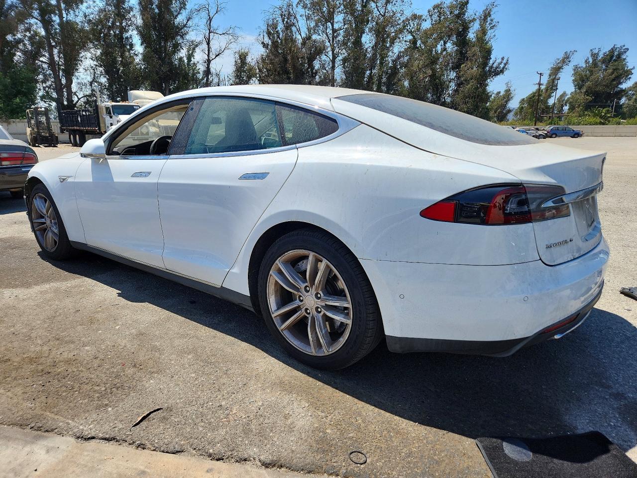 2015 TESLA MODEL S — снимка 2