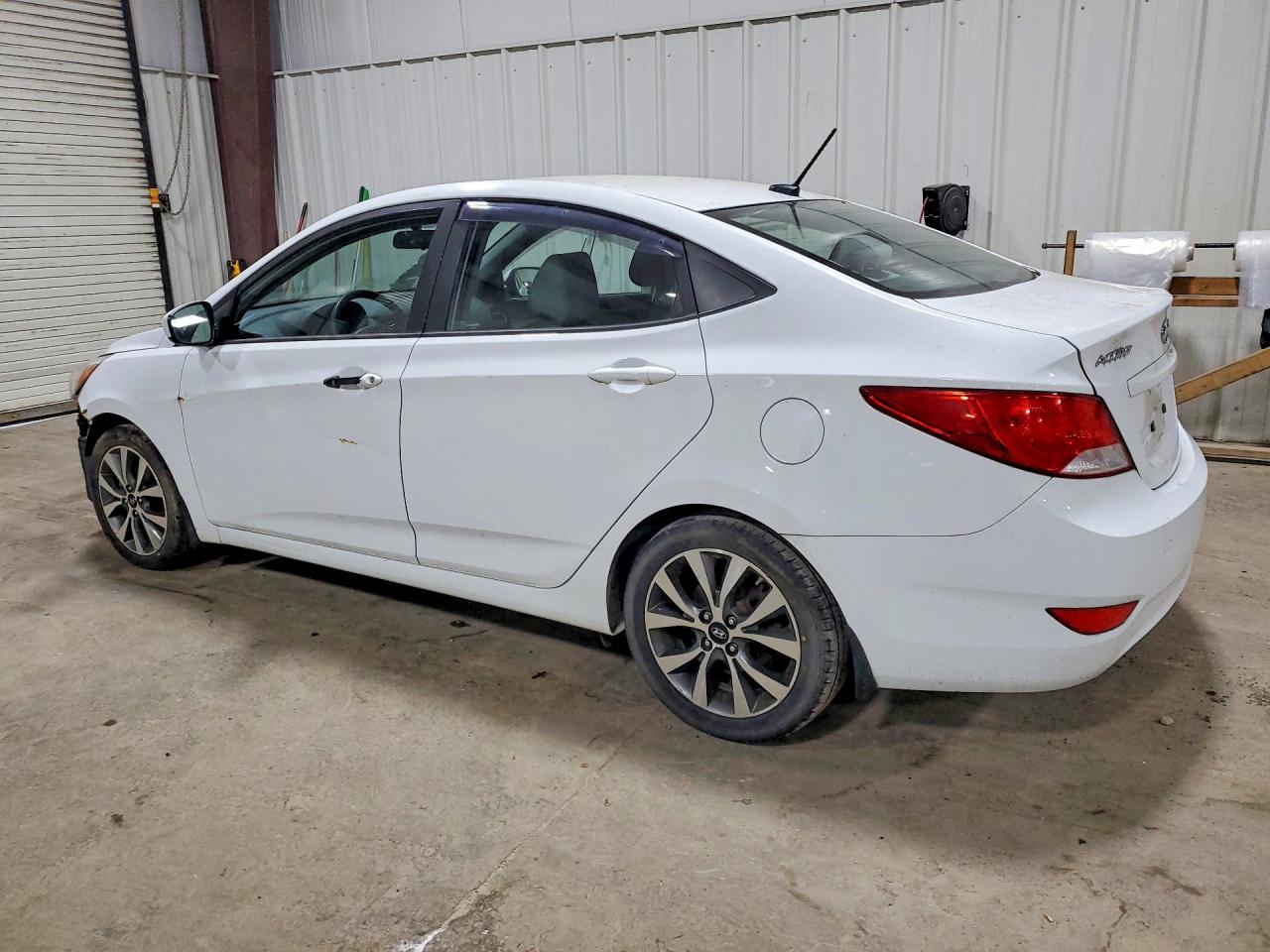 2017 HYUNDAI ACCENT SE — снимка 2