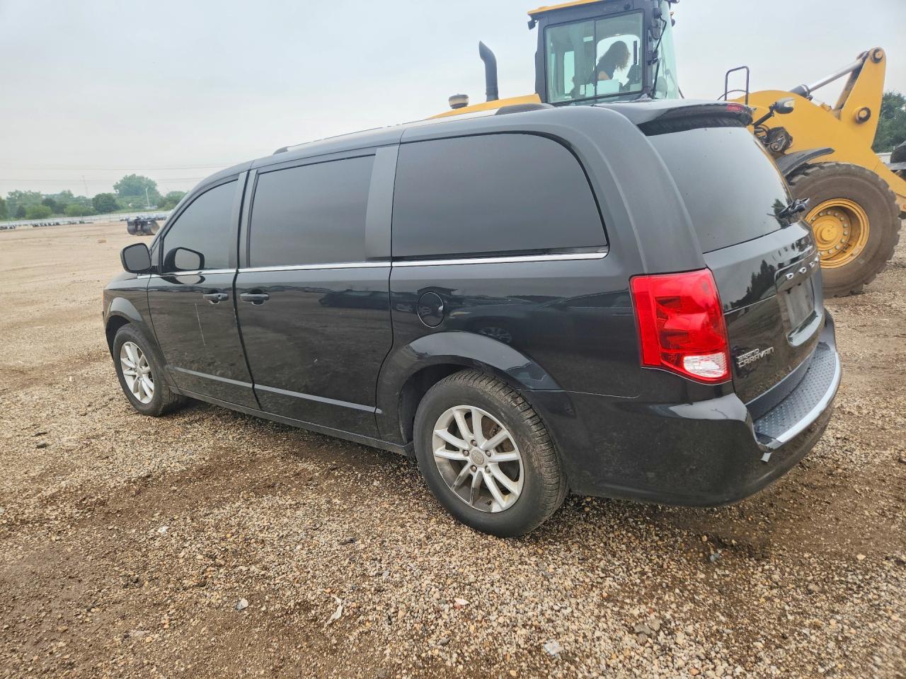 2019 DODGE GRAND CARAVAN SXT — снимка 2