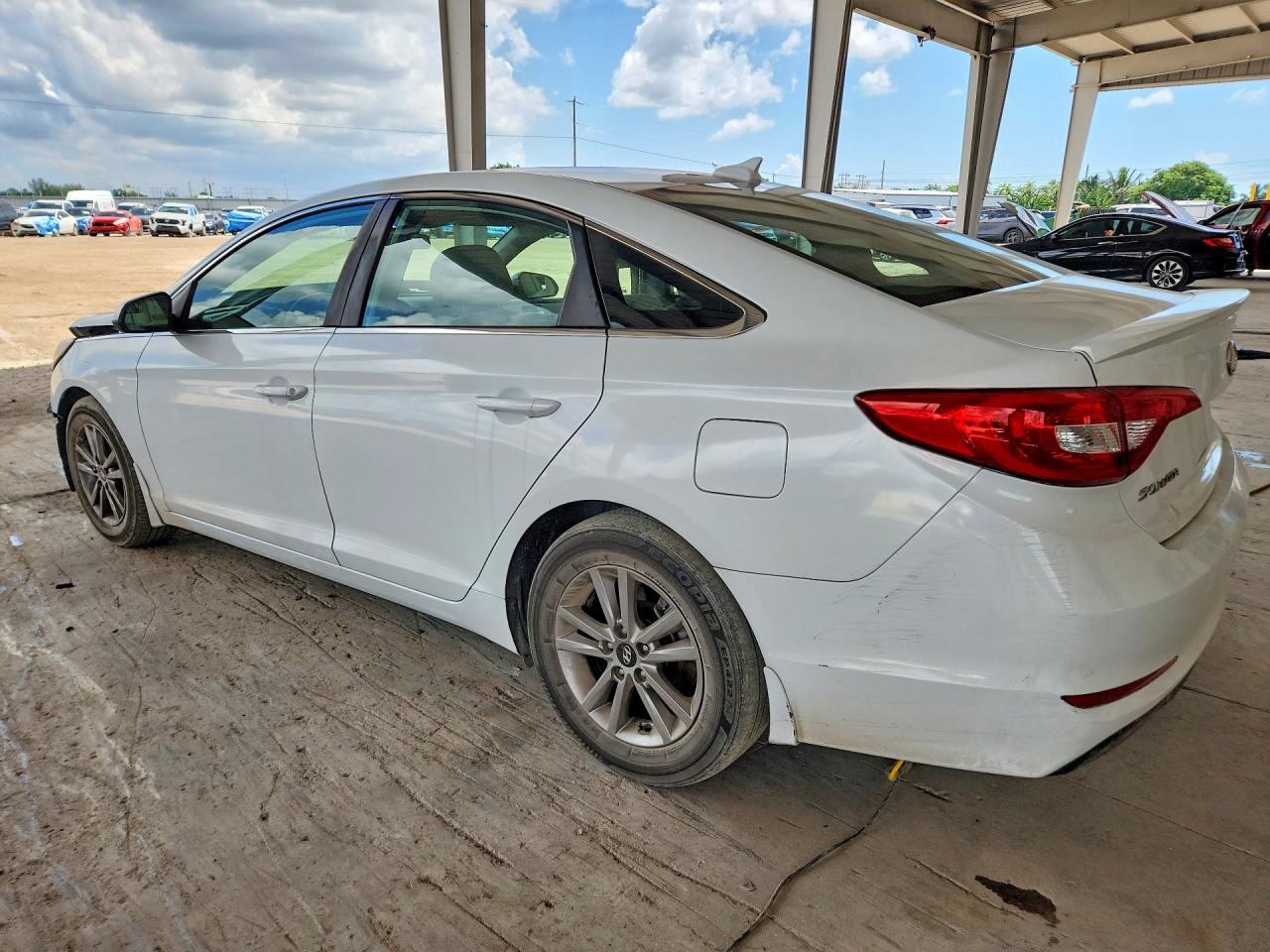 2015 HYUNDAI SONATA SE — снимка 2