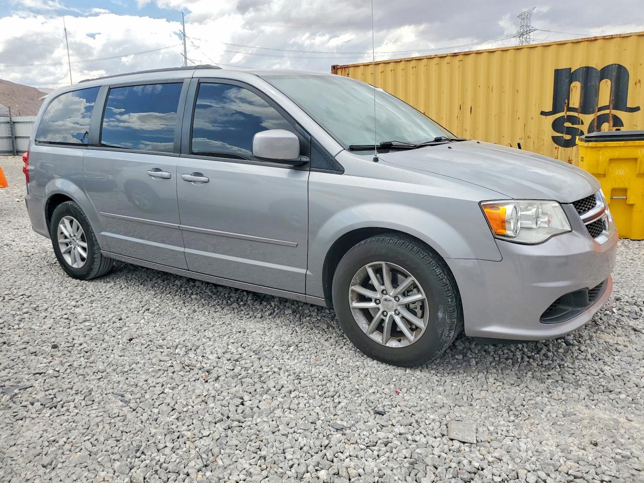 2015 DODGE GRAND CARAVAN SXT — снимка 4