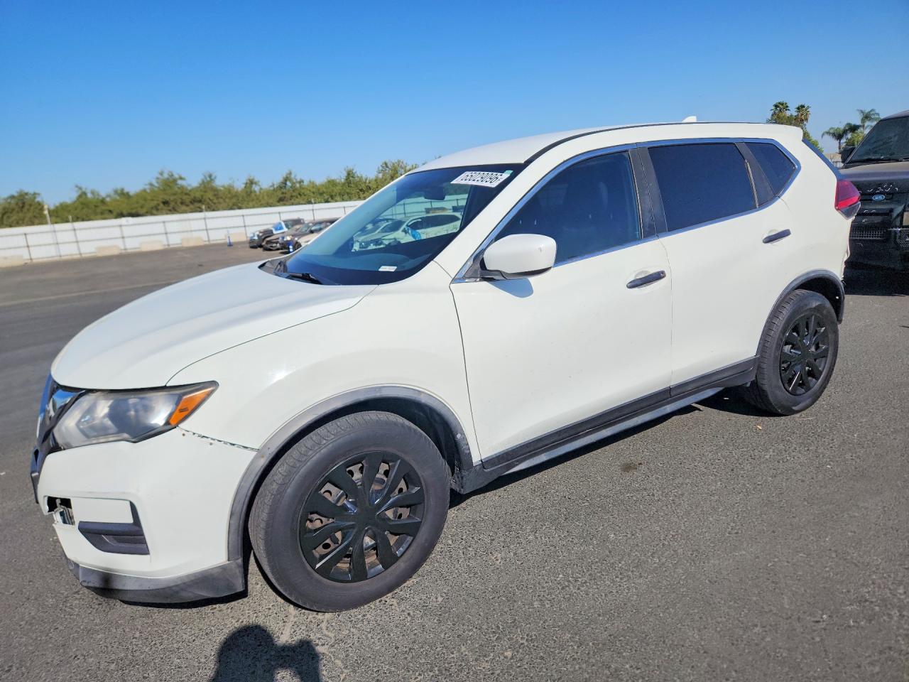 2017 NISSAN ROGUE S