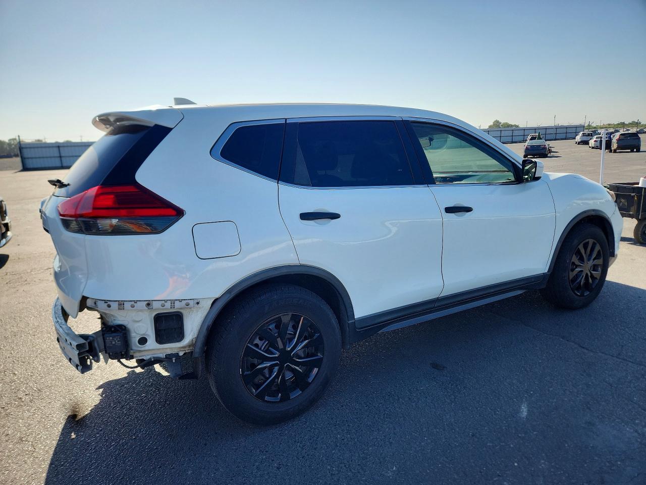 2017 NISSAN ROGUE S — снимка 3