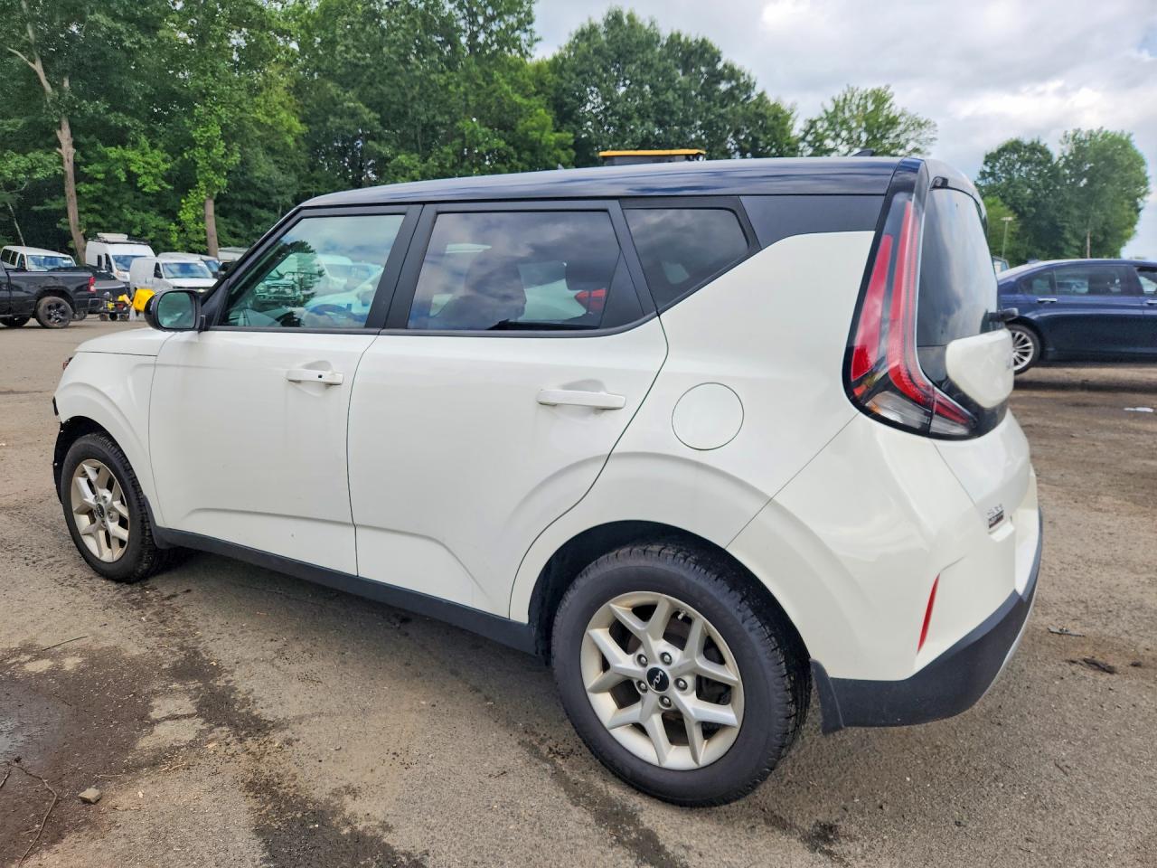 2023 KIA SOUL S — снимка 2