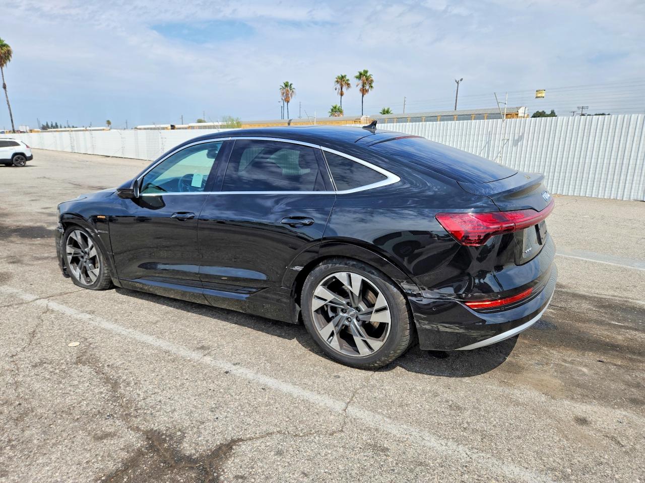 2020 AUDI E-TRON SPORTBACK PREMIUM PLUS — снимка 2