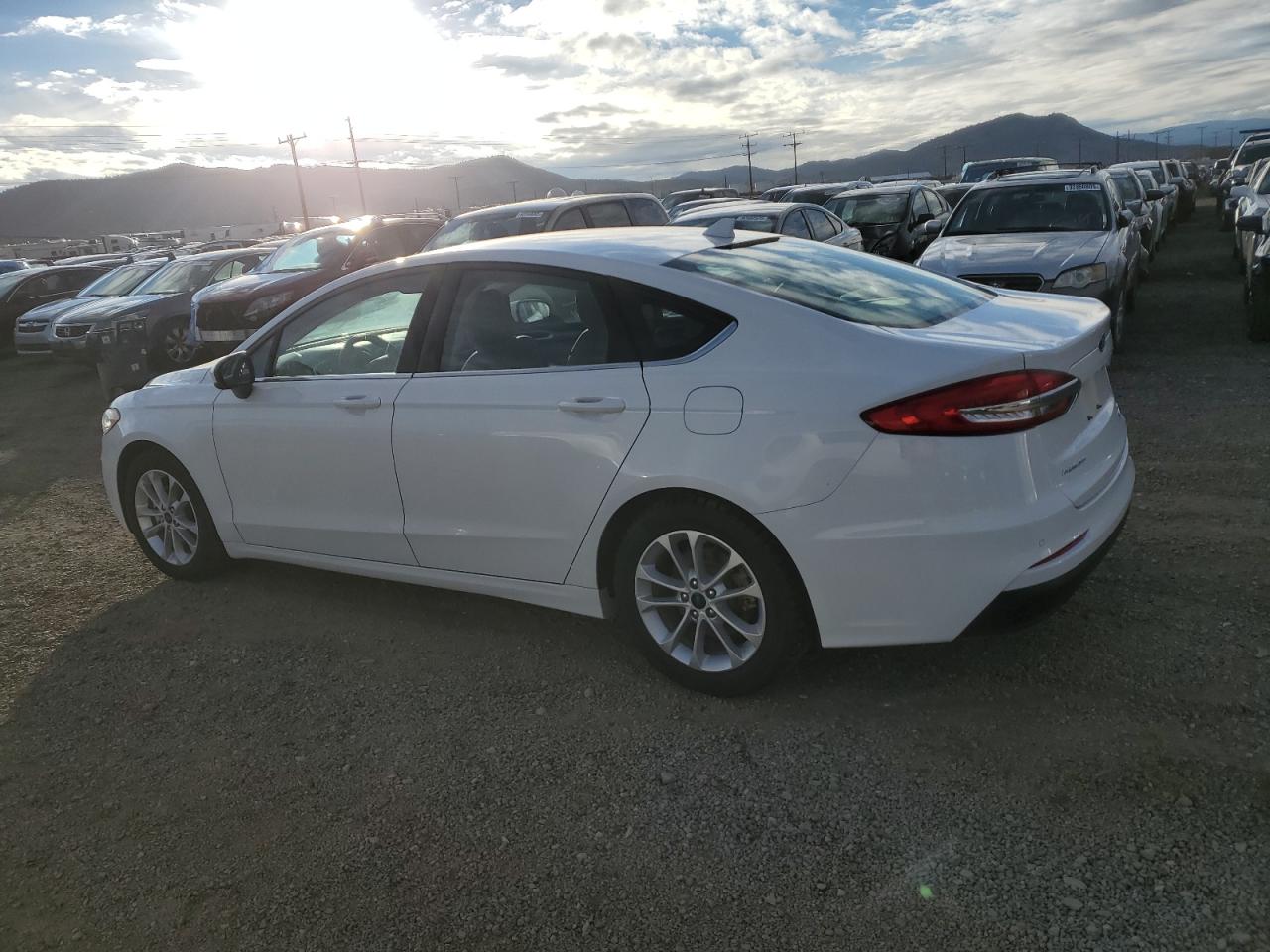 2020 FORD FUSION SE — снимка 2