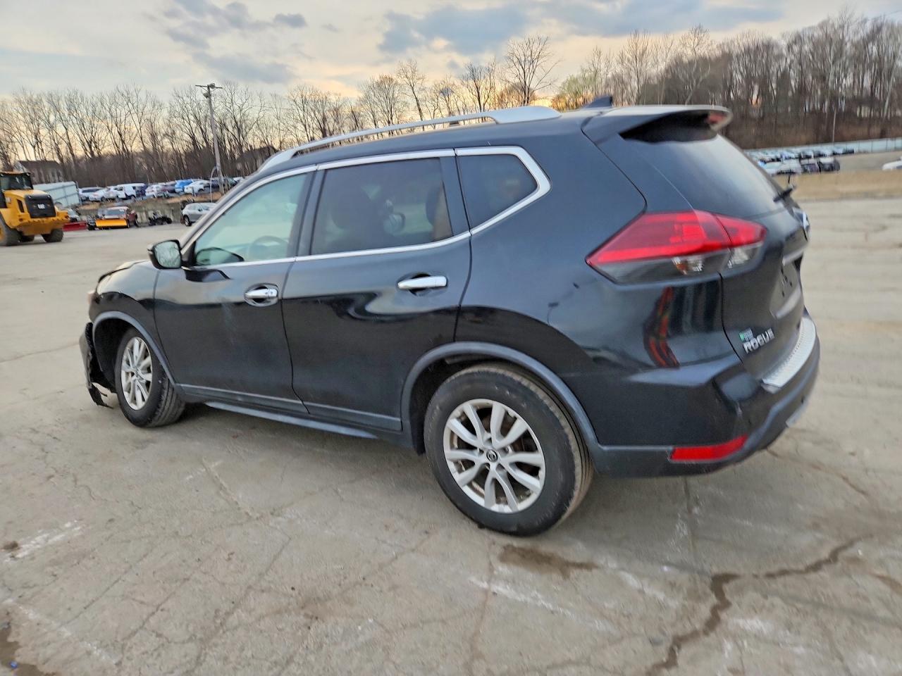 2020 NISSAN ROGUE SV — снимка 2