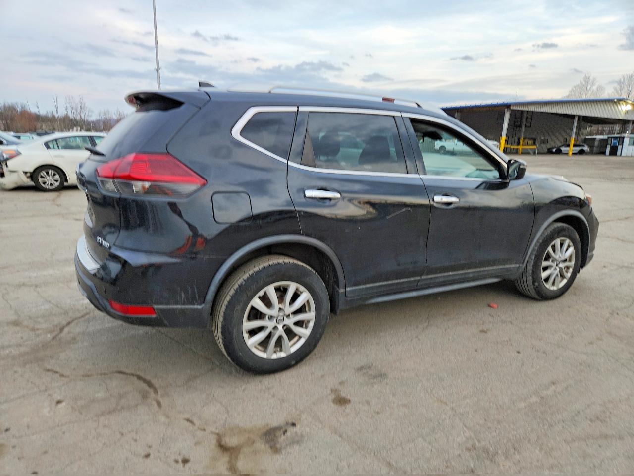 2020 NISSAN ROGUE SV — снимка 3