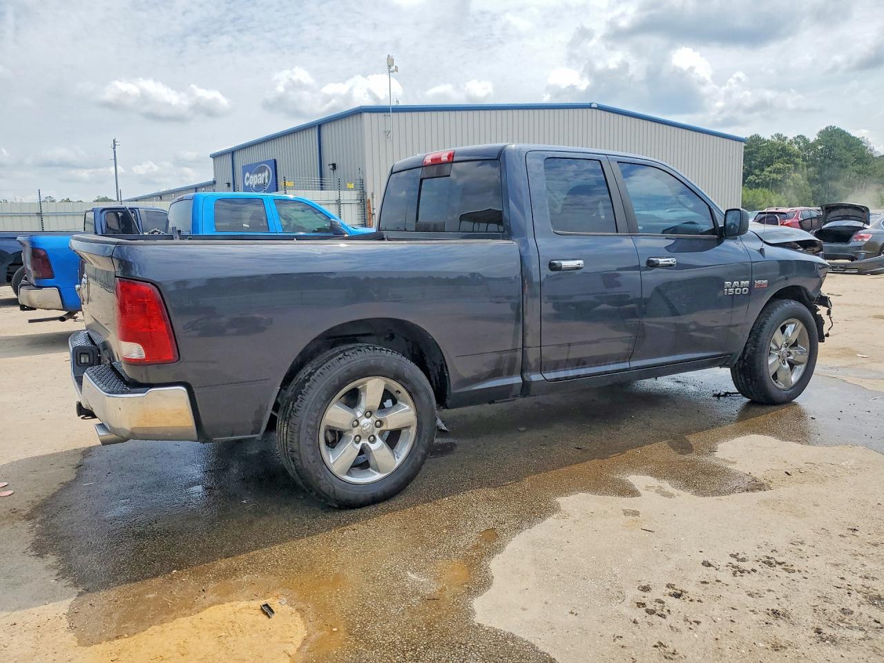 2015 RAM 1500 SLT — снимка 3