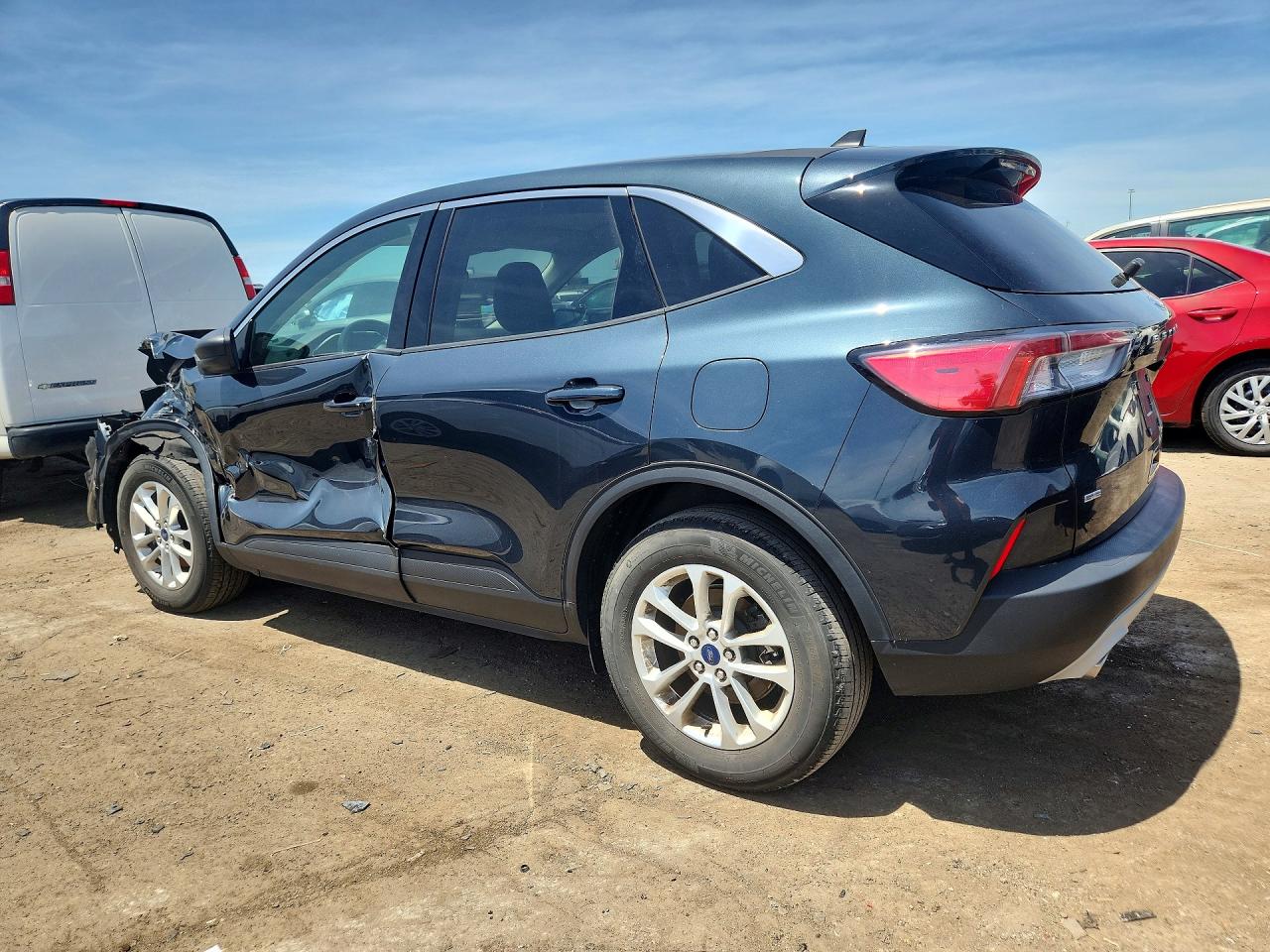2022 FORD ESCAPE SE — снимка 2