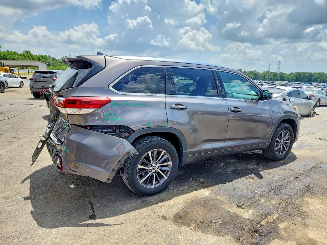 2018 TOYOTA HIGHLANDER XLE — снимка 3