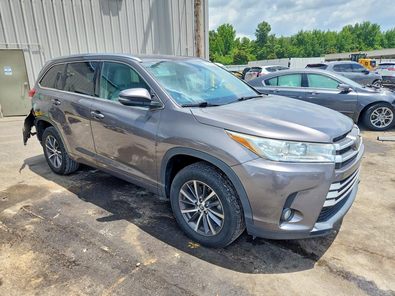 2018 TOYOTA HIGHLANDER XLE — снимка 4