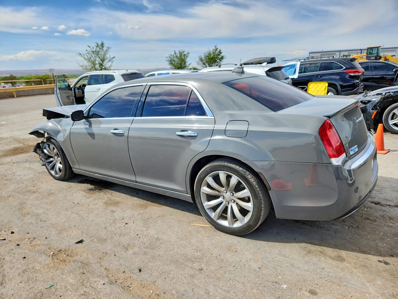 2018 CHRYSLER 300 LIMITED — снимка 2