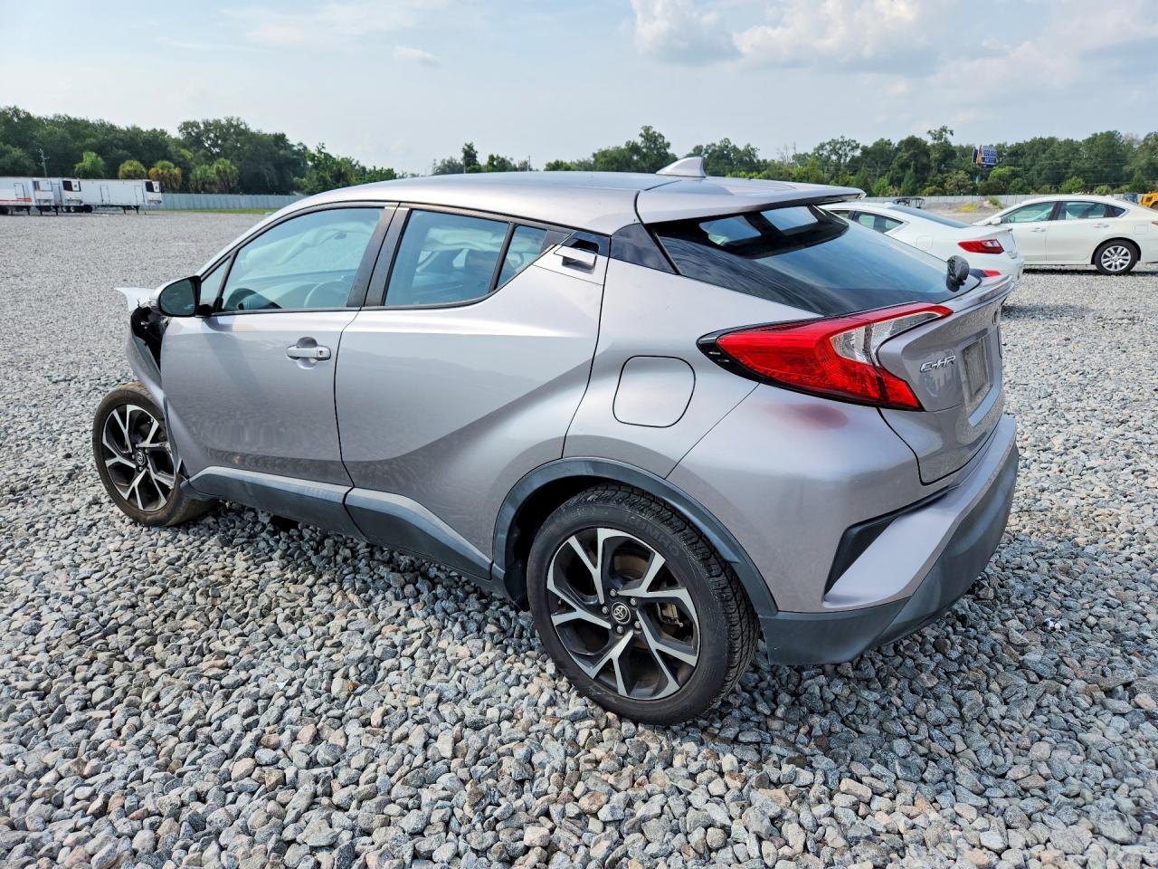 2018 TOYOTA C-HR XLE — снимка 2