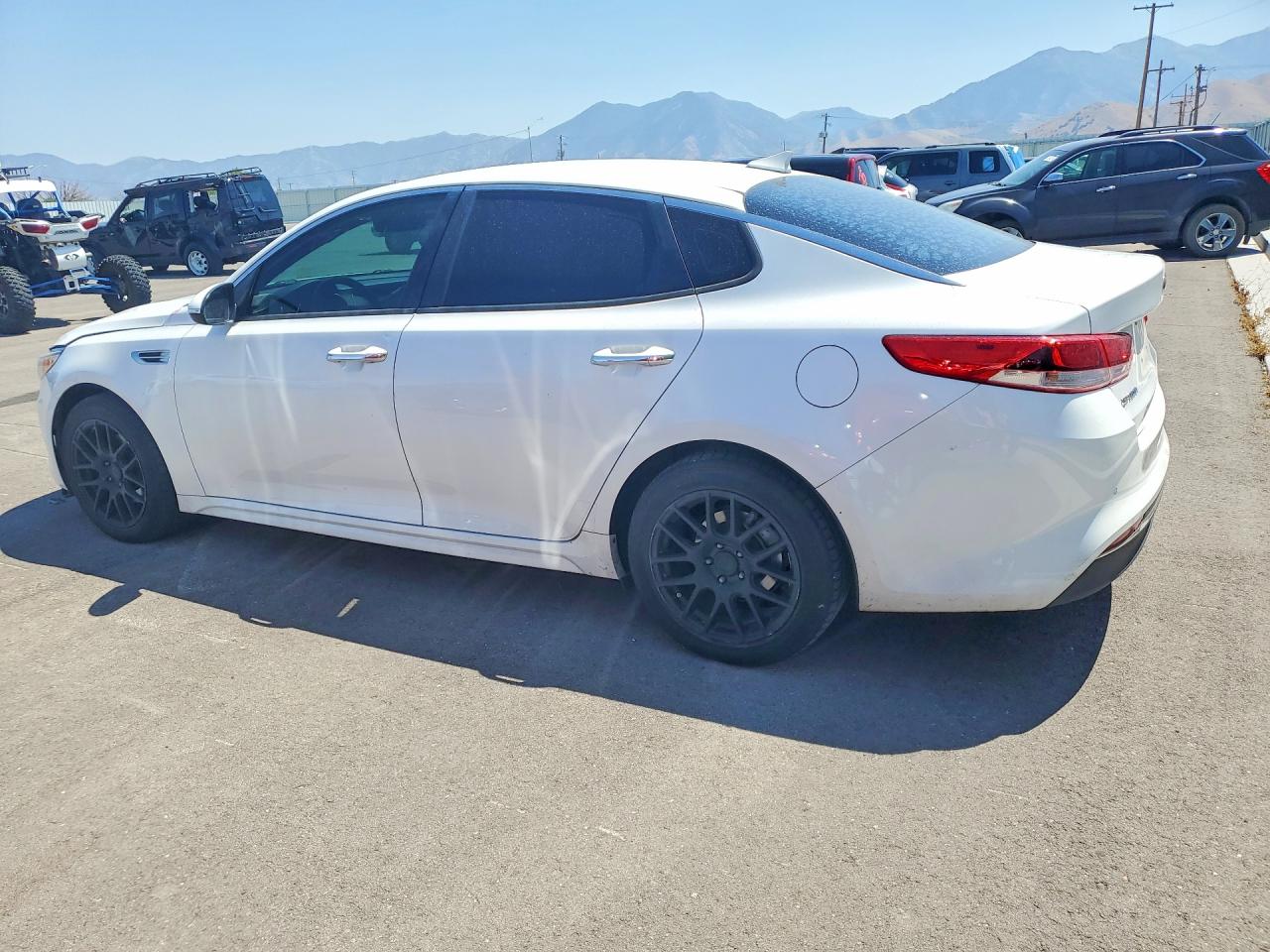 2018 KIA OPTIMA LX — снимка 2