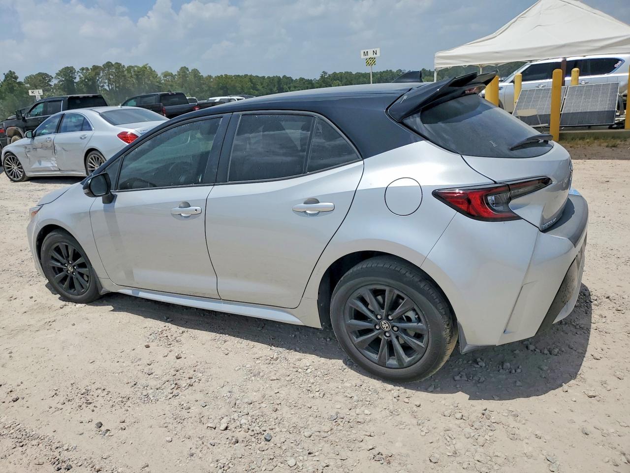 2026 TOYOTA COROLLA HATCHBACK SE — снимка 2
