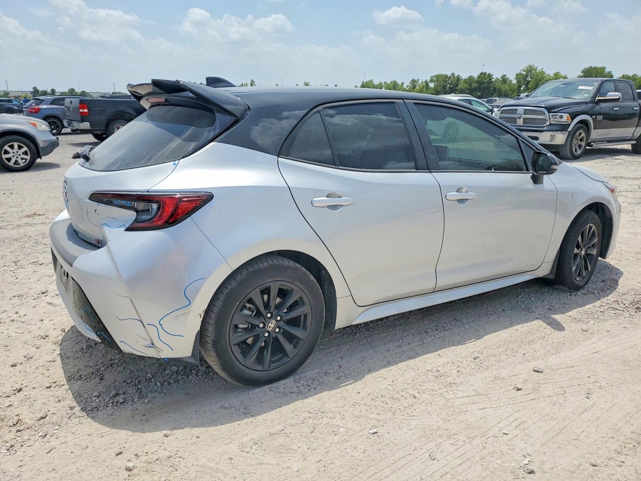 2026 TOYOTA COROLLA HATCHBACK SE — снимка 3