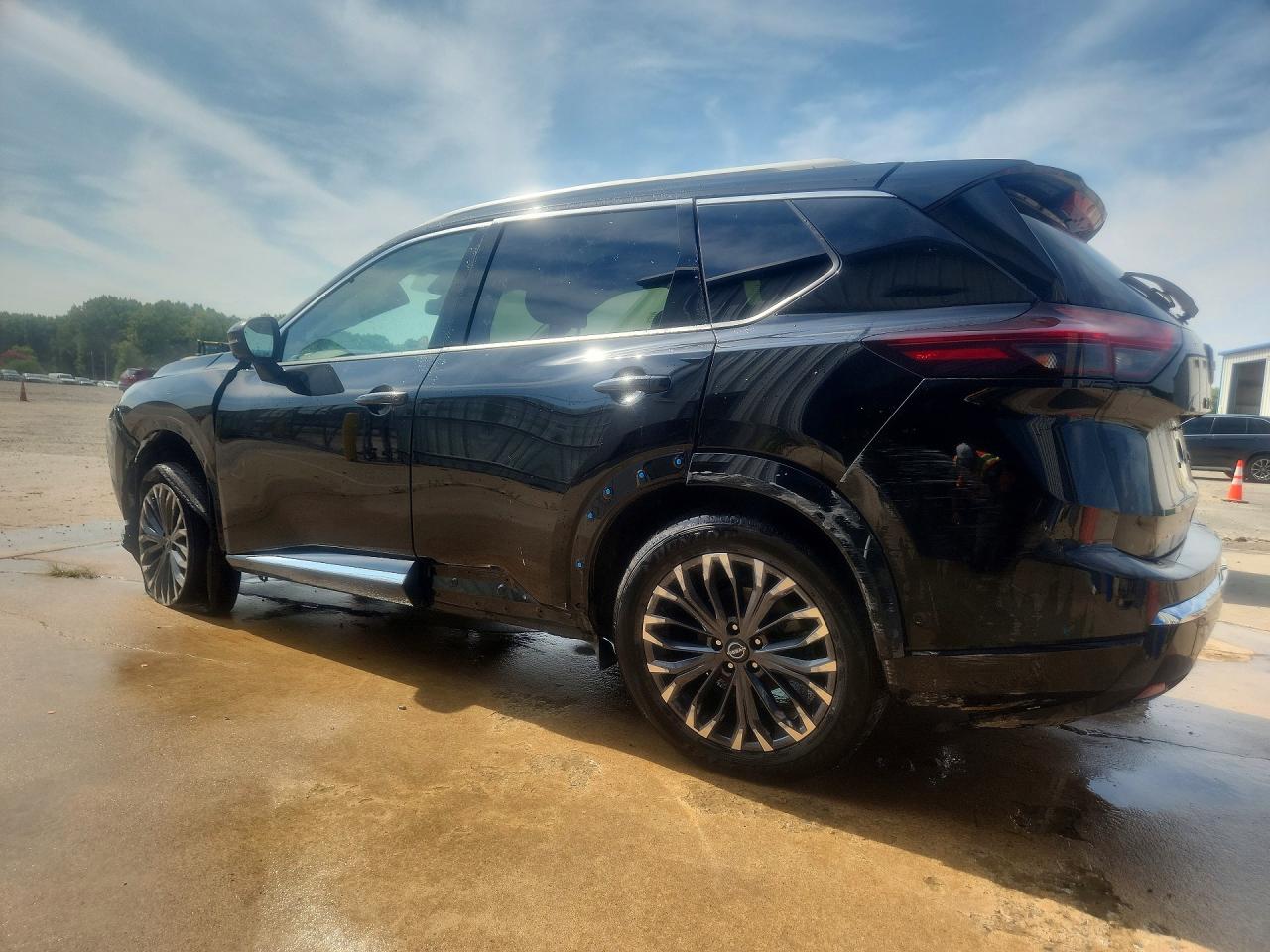 2026 NISSAN ROGUE PLATINUM — снимка 2
