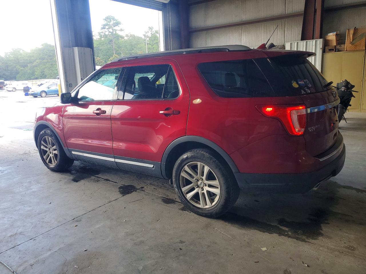 2018 FORD EXPLORER XLT — снимка 2