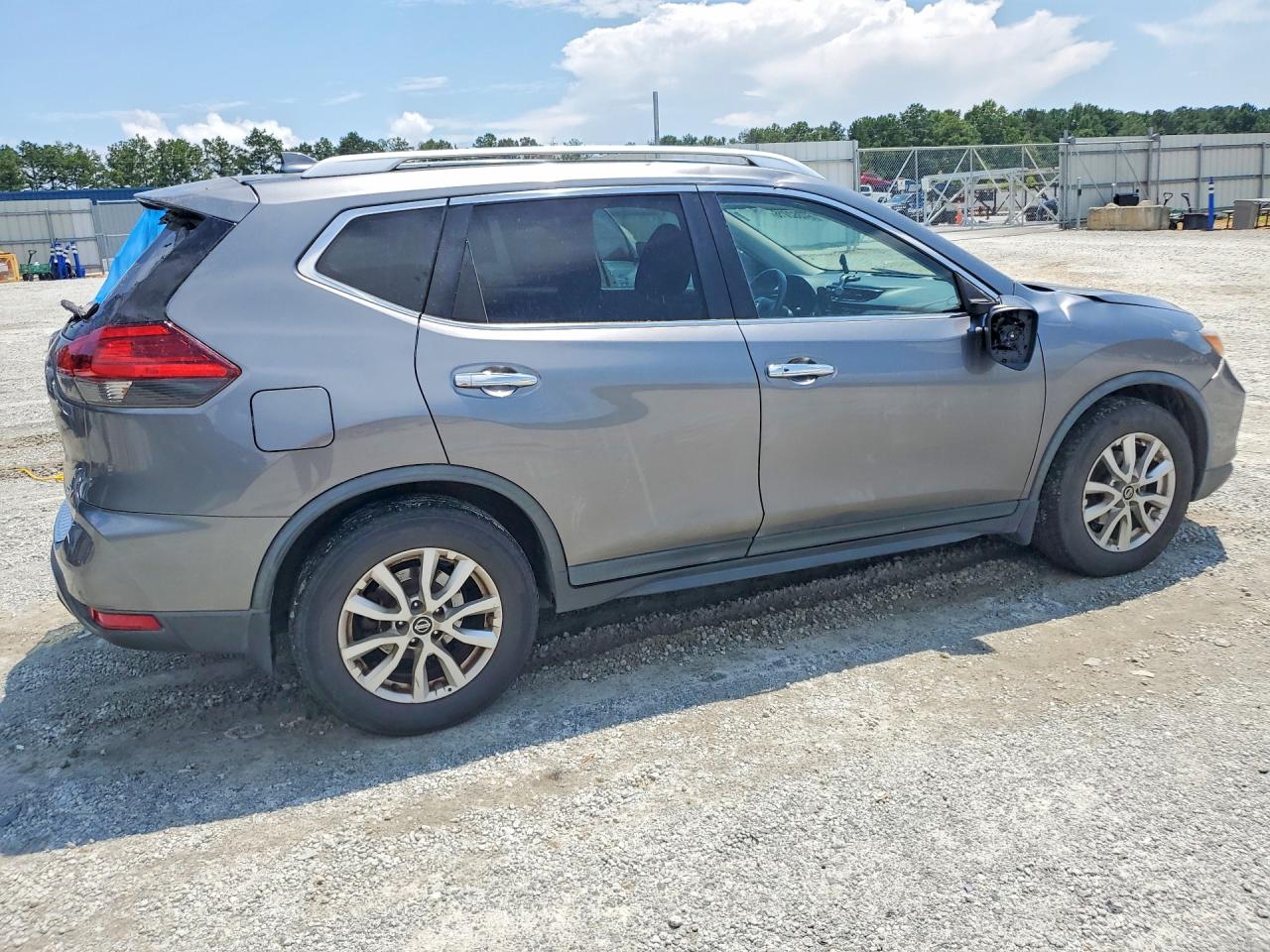 2017 NISSAN ROGUE SV — снимка 3