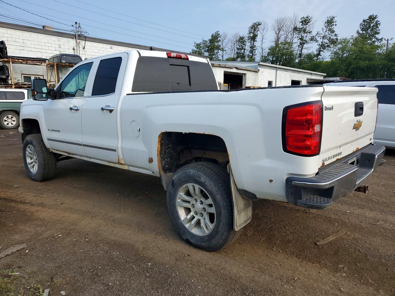 2015 CHEVROLET SILVERADO K1500 LTZ — снимка 2