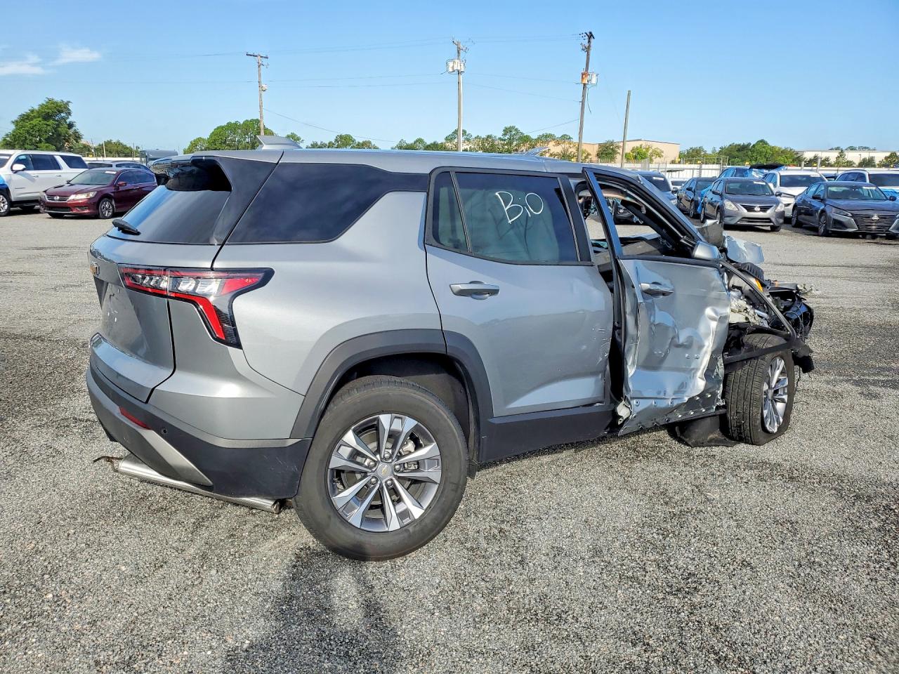 2026 CHEVROLET EQUINOX LT — снимка 3