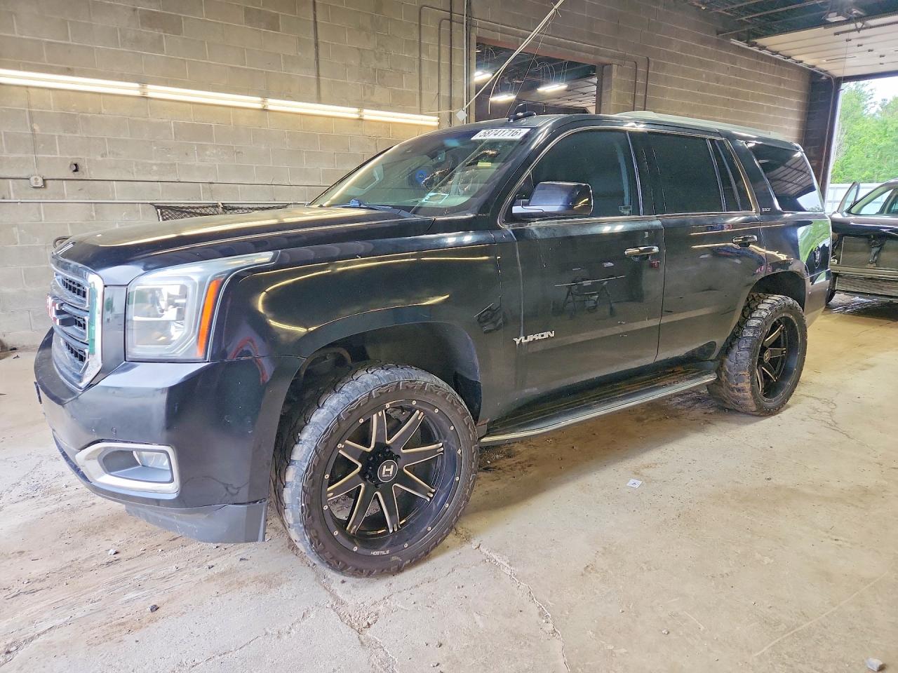 2017 GMC YUKON SLT