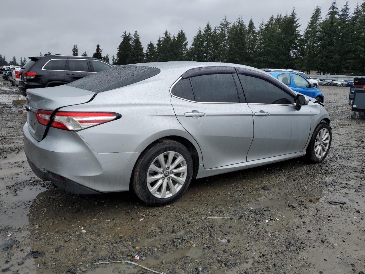 2018 TOYOTA CAMRY L — снимка 3