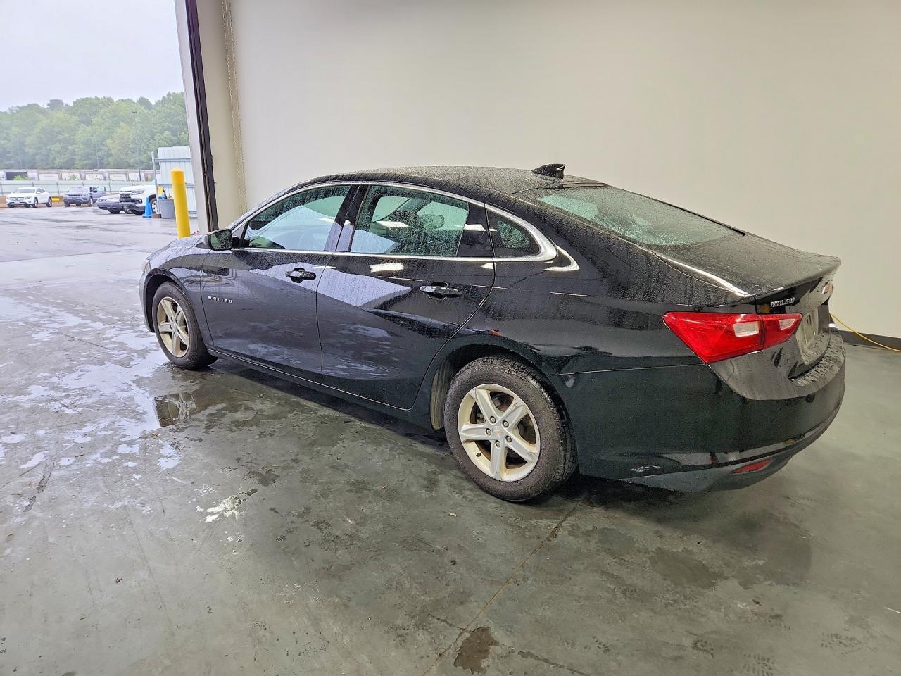 2023 CHEVROLET MALIBU LT — снимка 2