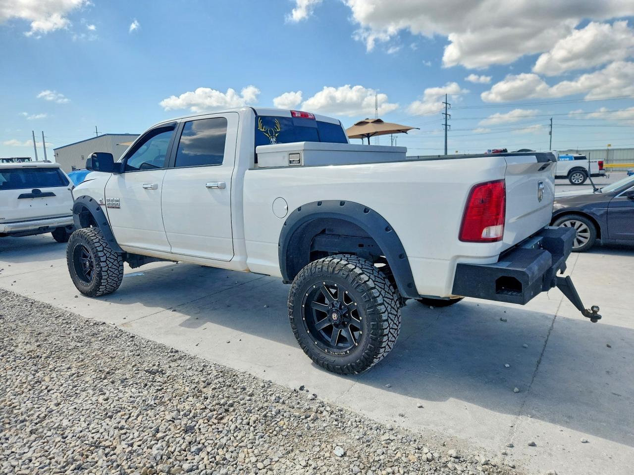 2016 RAM 2500 SLT — снимка 2
