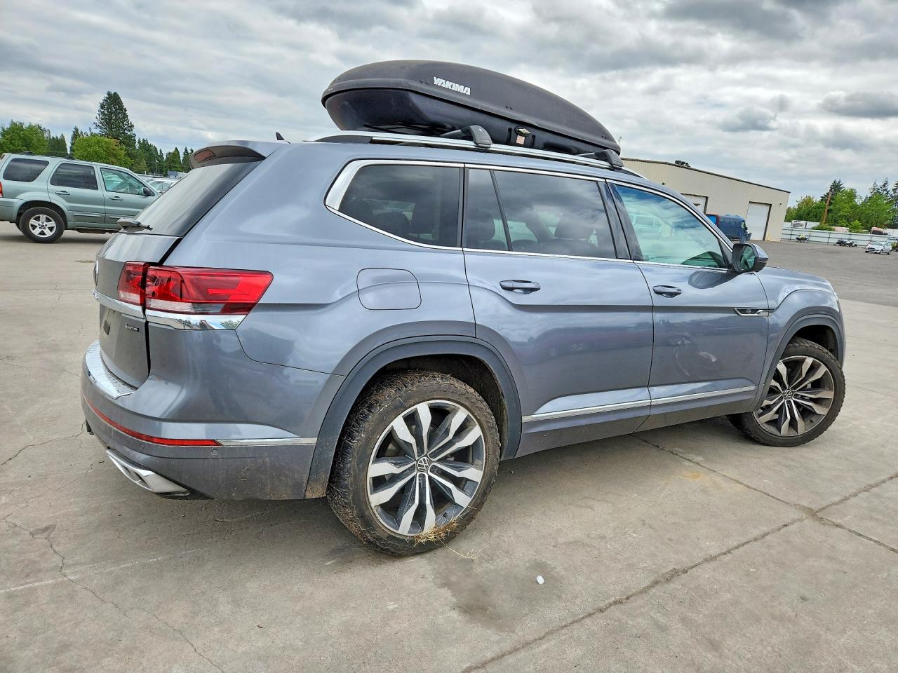 2023 VOLKSWAGEN ATLAS SEL PREMIUM R-LINE — снимка 3