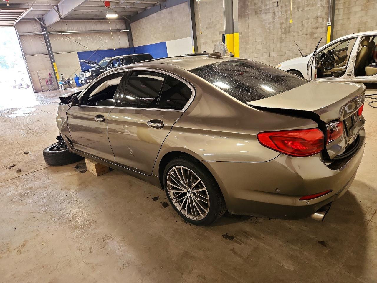 2017 BMW 540 I — снимка 2
