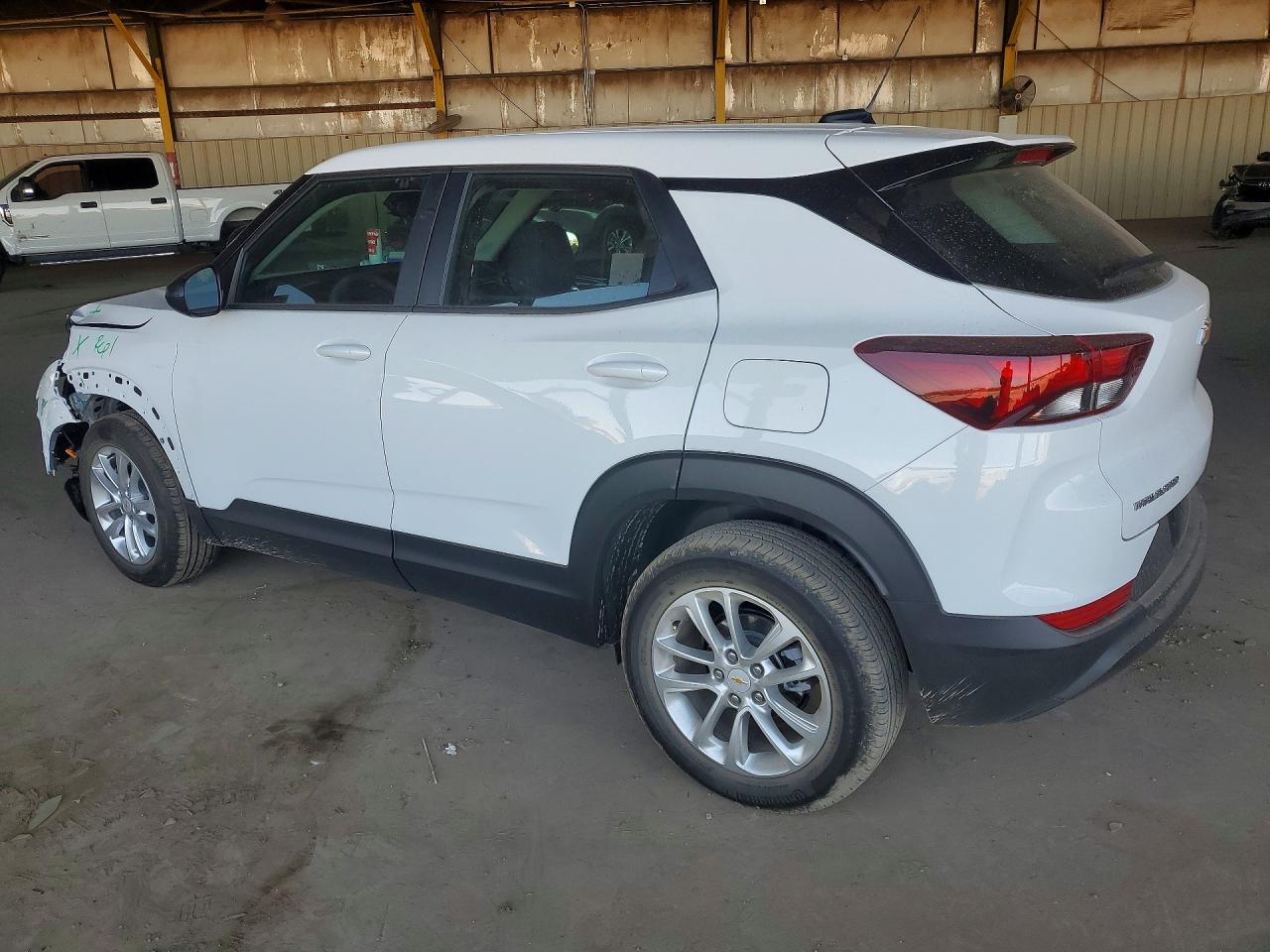 2026 CHEVROLET TRAILB LS/ — снимка 2