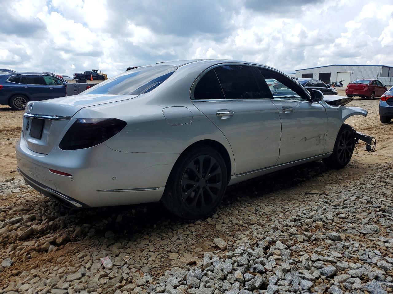 2017 MERCEDES-BENZ E 300 — снимка 3