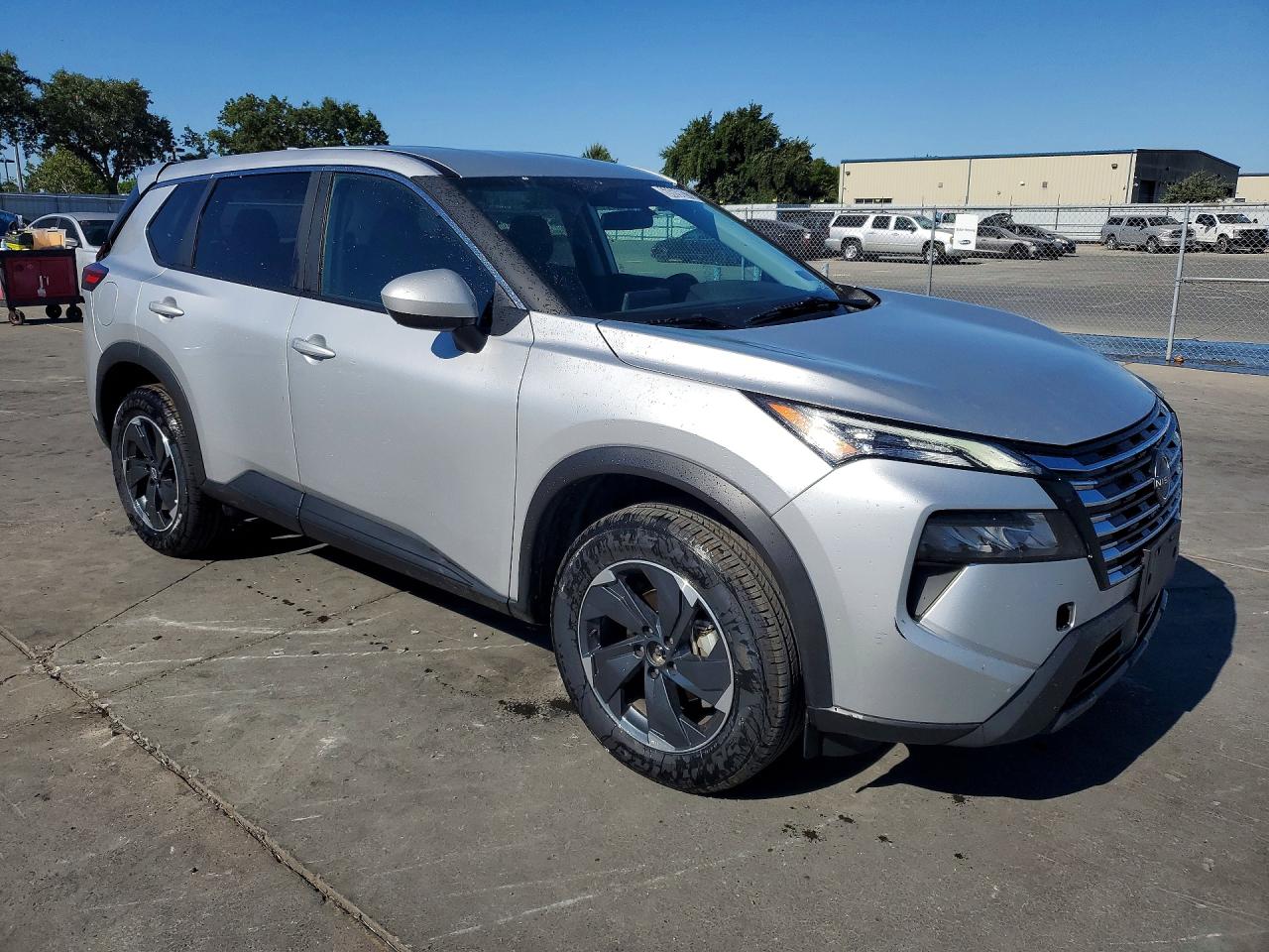 2025 NISSAN ROGUE SV — снимка 4