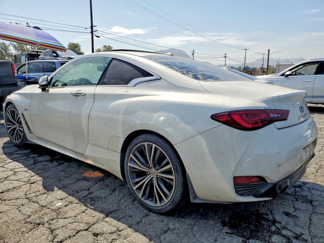 2018 INFINITI Q60 3.0T LUXE — снимка 2